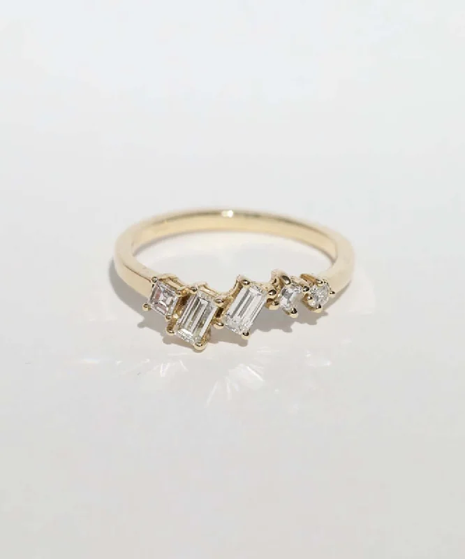 Asymmetric Diamond Ring