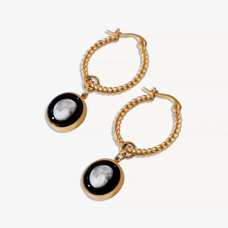 The Carina Hoops in Gold