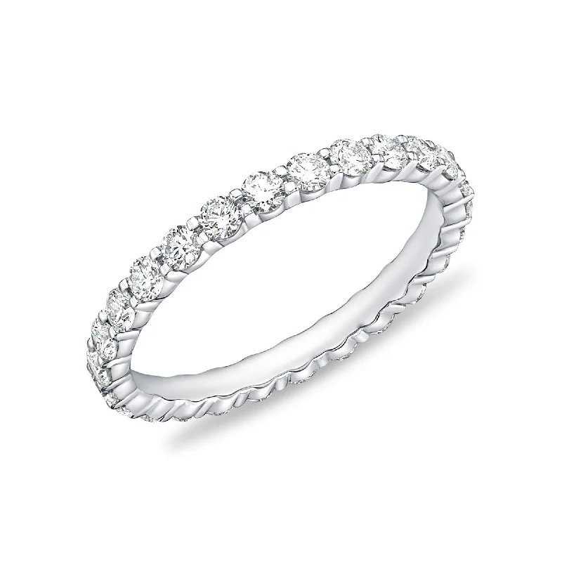 Memoire "Petite Prong" Diamond Eternity Band