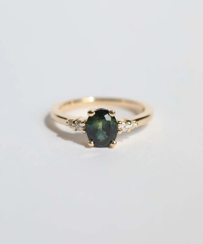 Sloane Oval Teal Sapphire Ring