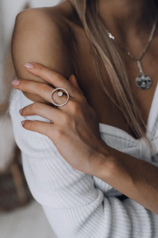 Sphere Ring Rose Quartz