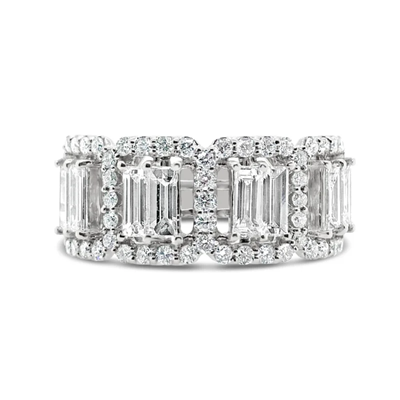 White Gold Diamond Fashion Ring