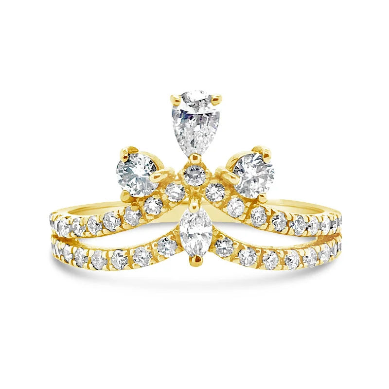 Yellow Gold Diamond Fashion Ring